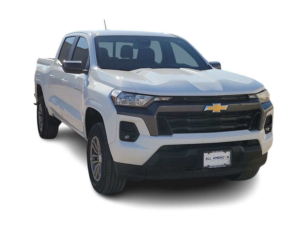 Thumbnail: 2023 Chevrolet Colorado - 18