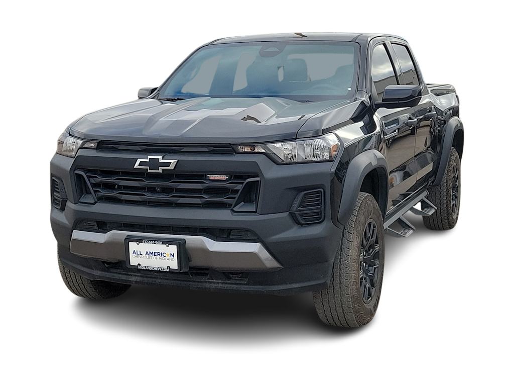 Thumbnail: 2024 Chevrolet Colorado - 5