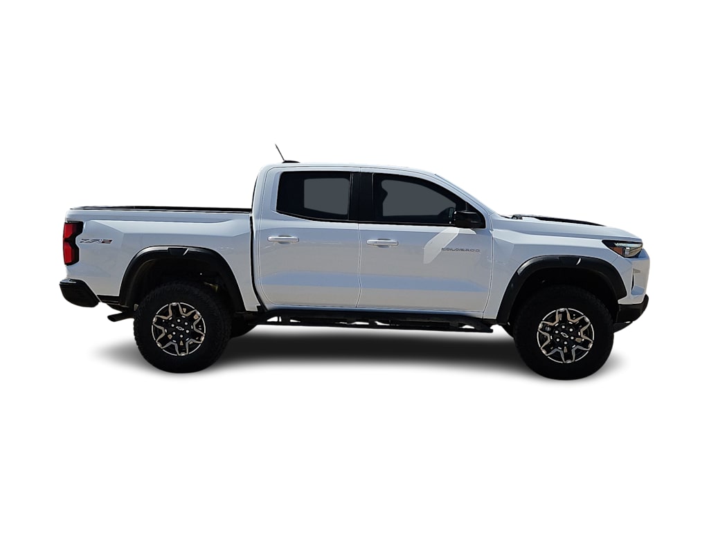 Thumbnail: 2024 Chevrolet Colorado - 22