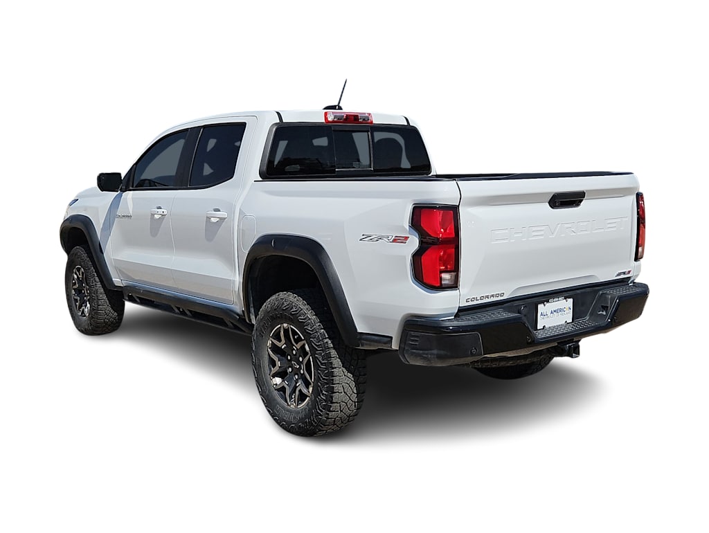 Thumbnail: 2024 Chevrolet Colorado - 4