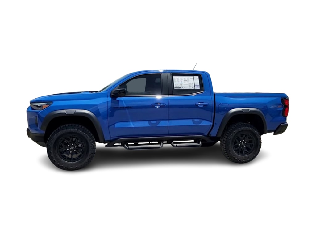 Thumbnail: 2025 Chevrolet Colorado - 3