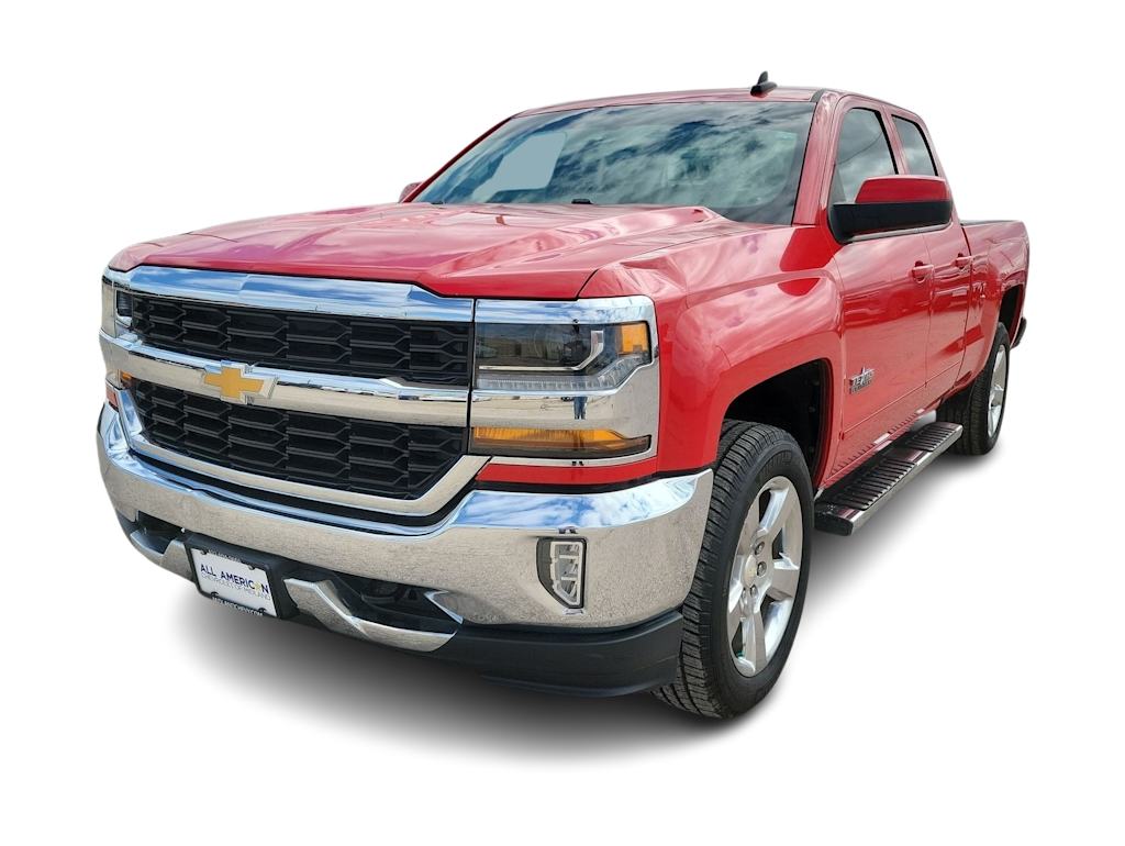 Used 2017 Chevrolet Silverado 1500 LT with VIN 1GCRCREC7HZ340131 for sale in Medford, OR