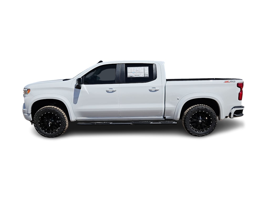 Thumbnail: 2026 Chevrolet Silverado 1500 - 3