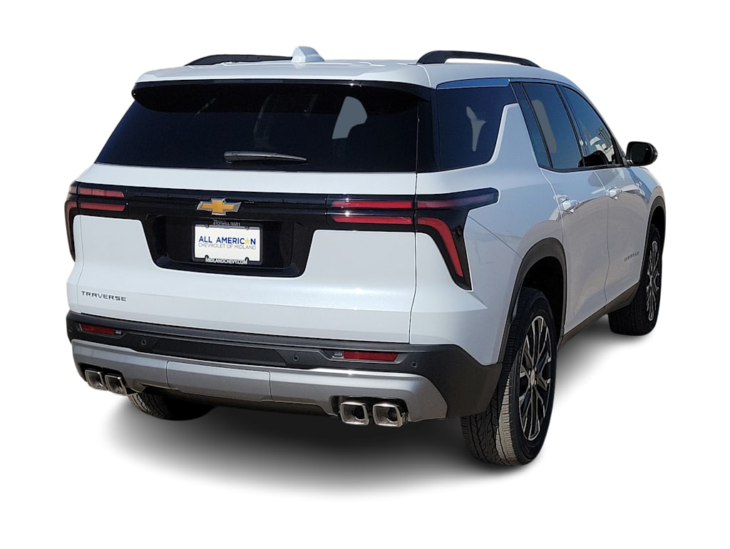 Thumbnail: 2026 Chevrolet Traverse - 19