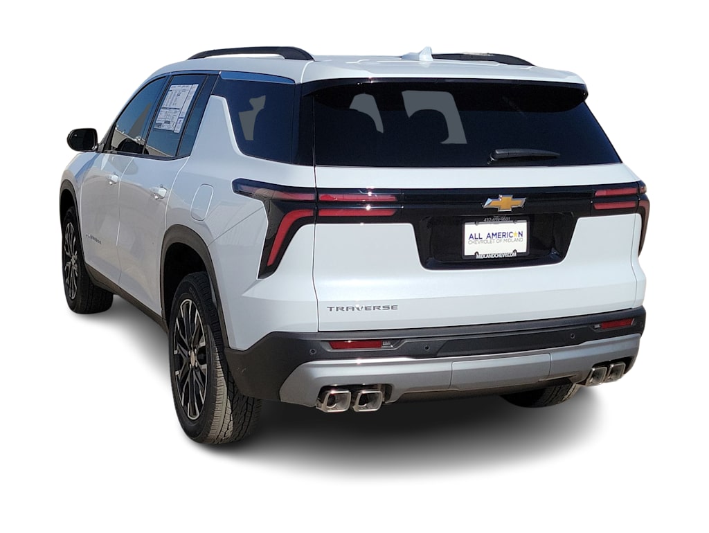 Thumbnail: 2026 Chevrolet Traverse - 4