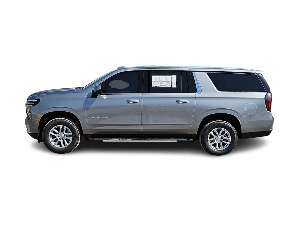 Thumbnail: 2026 Chevrolet Suburban - 3