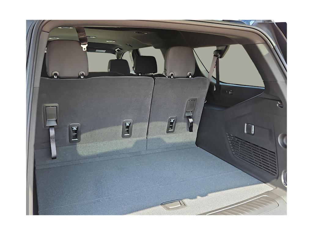 Thumbnail: 2026 Chevrolet Suburban - 17