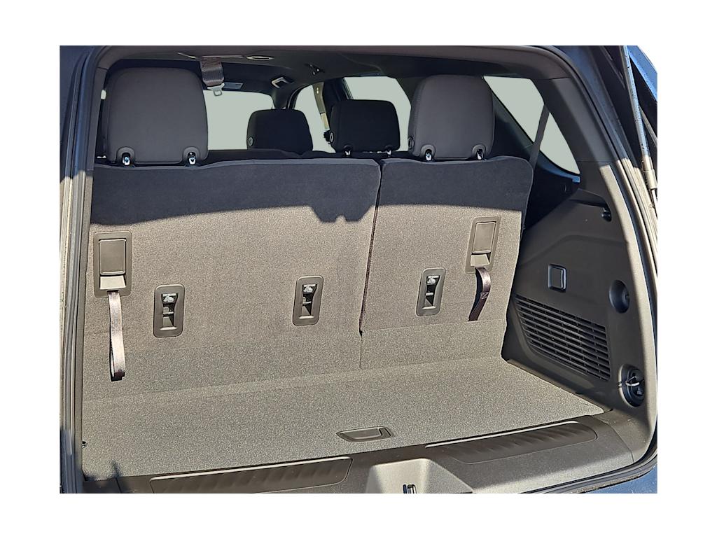 Thumbnail: 2026 Chevrolet Tahoe - 16