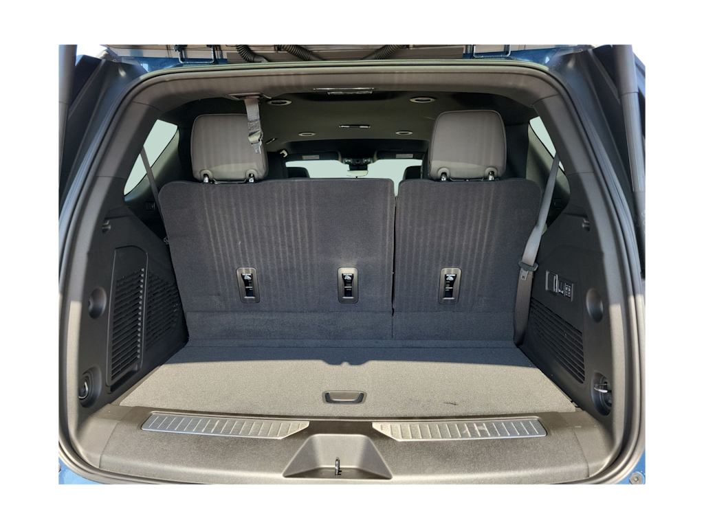 Thumbnail: 2025 Chevrolet Tahoe - 17