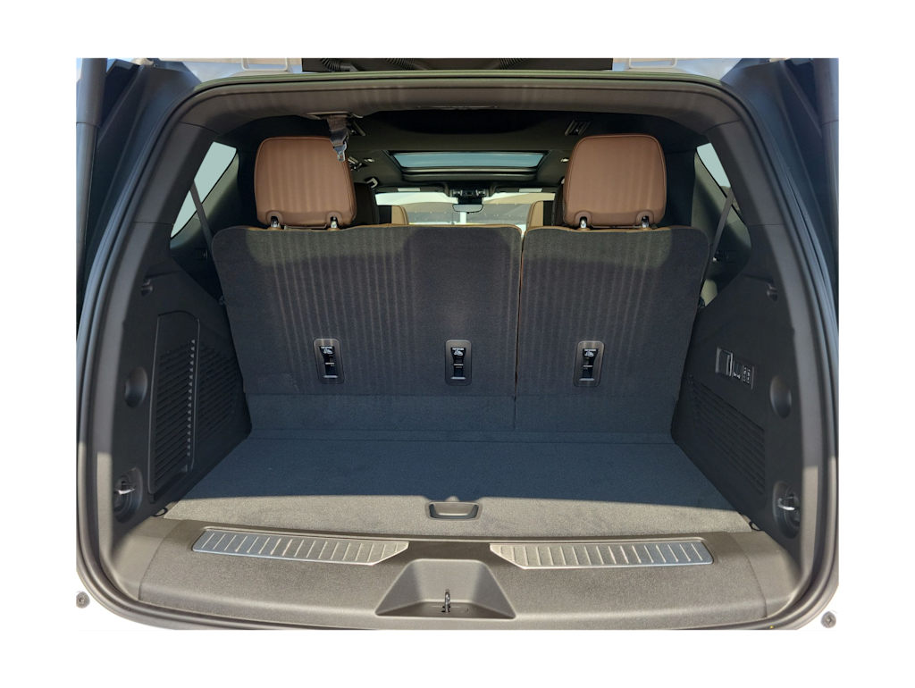 Thumbnail: 2025 Chevrolet Tahoe - 17