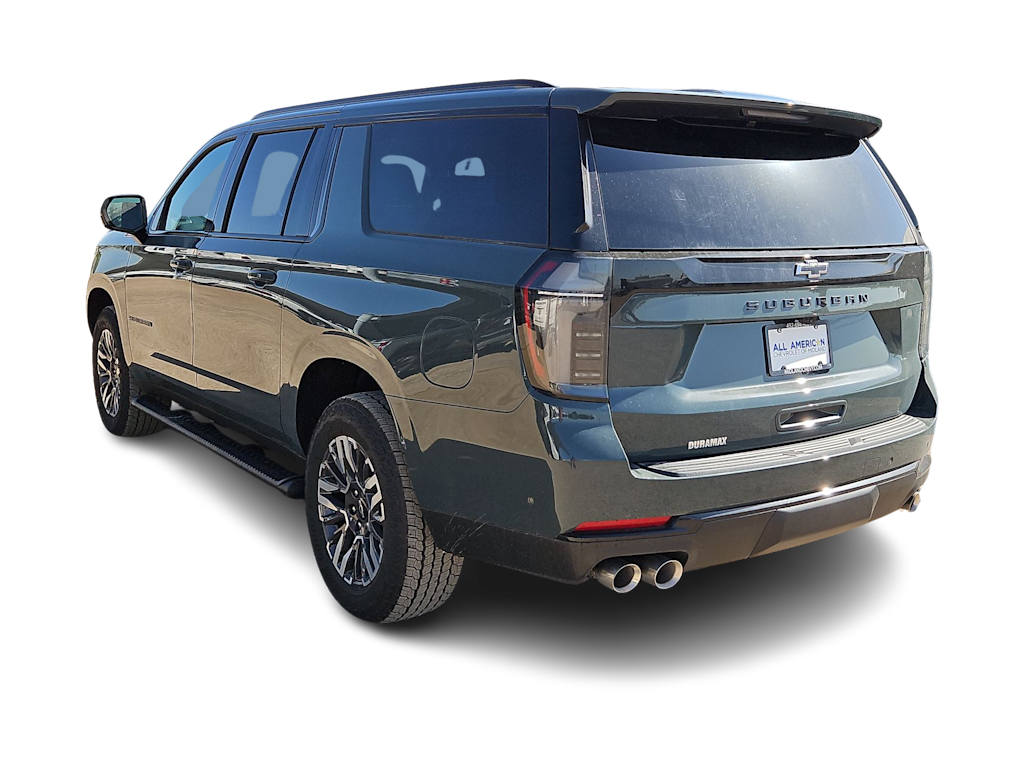 Thumbnail: 2026 Chevrolet Suburban - 3