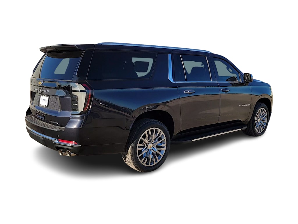 Thumbnail: 2025 Chevrolet Suburban - 18