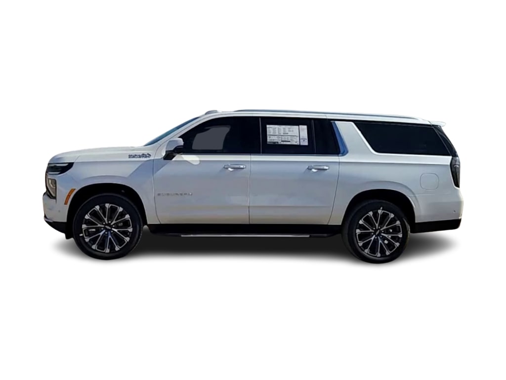 Thumbnail: 2025 Chevrolet Suburban - 3