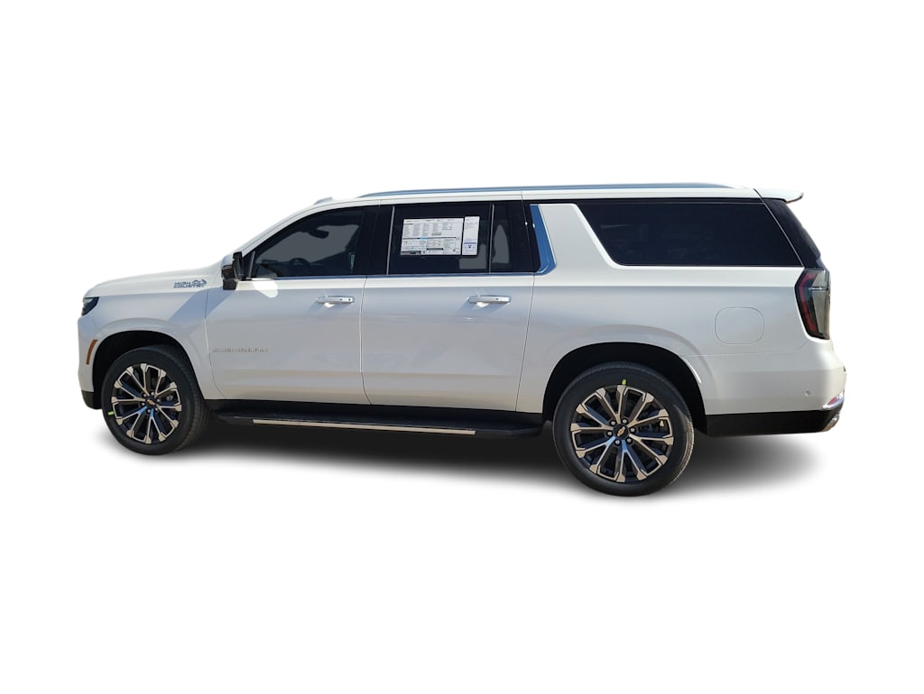 Thumbnail: 2025 Chevrolet Suburban - 25