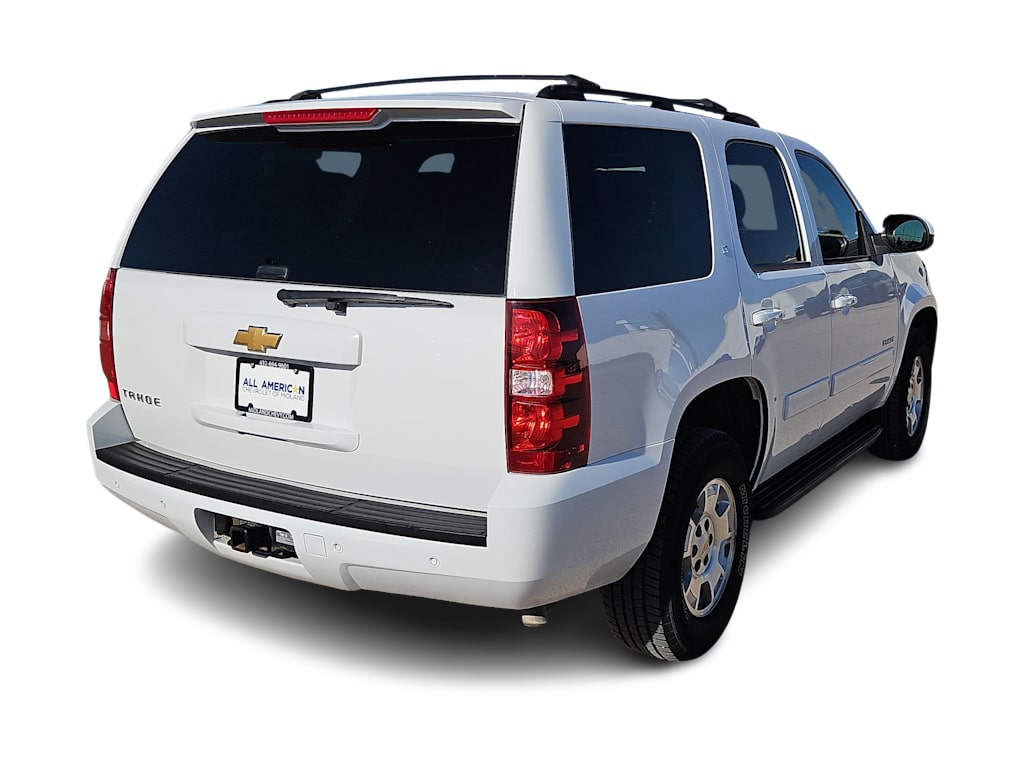 Thumbnail: 2013 Chevrolet Tahoe - 22