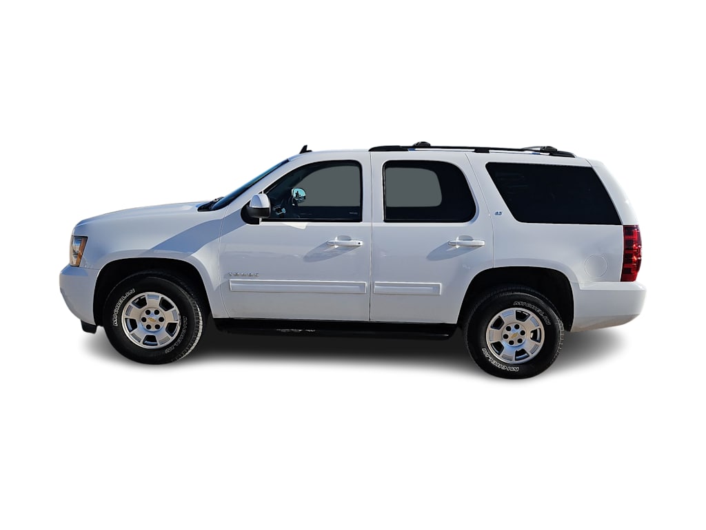 Thumbnail: 2013 Chevrolet Tahoe - 3