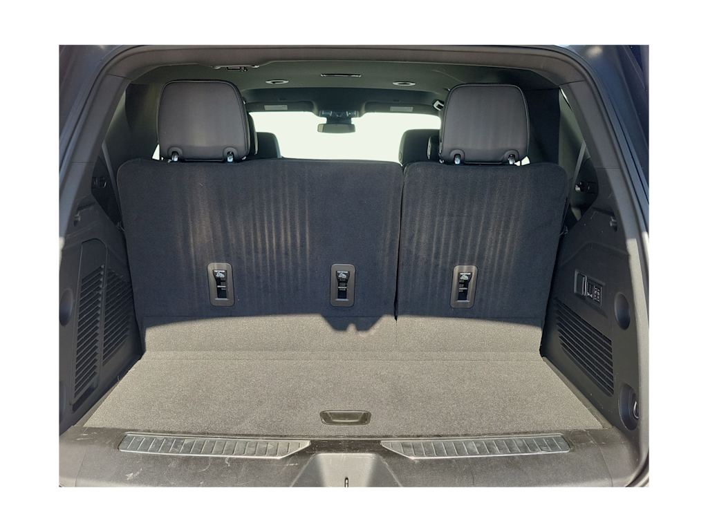 Thumbnail: 2024 Chevrolet Tahoe - 17