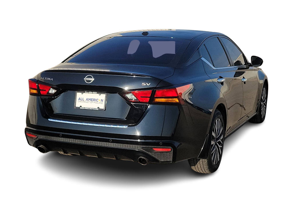 Thumbnail: 2023 Nissan Altima - 20