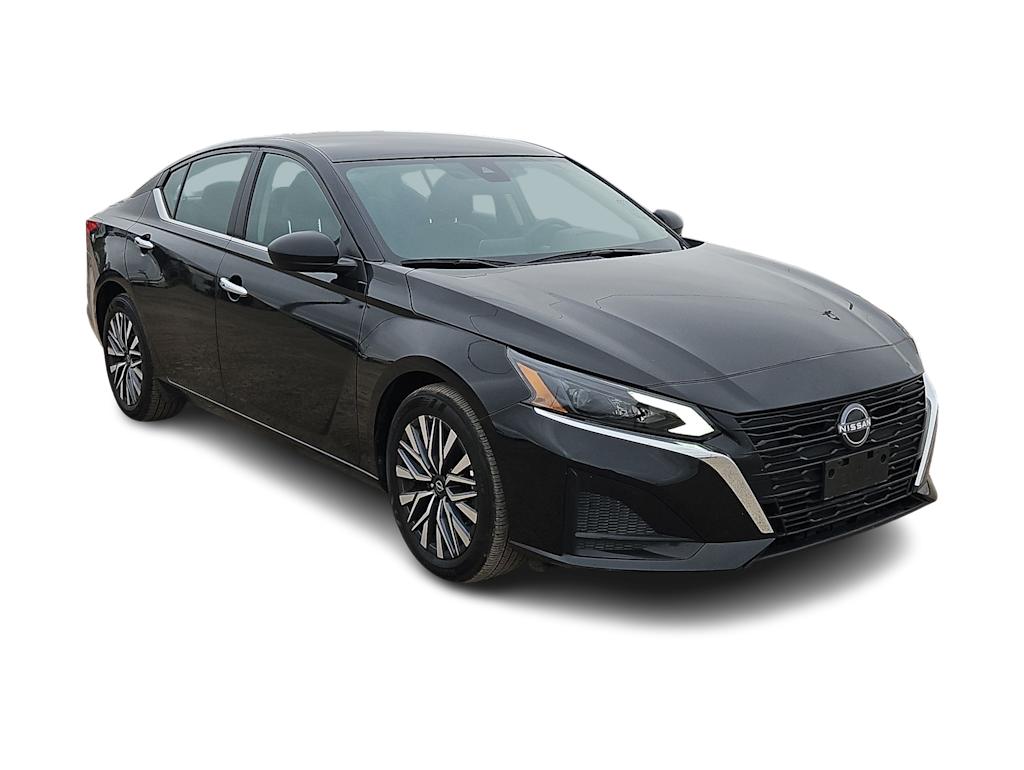 2025 Nissan Altima SV - Photo 19