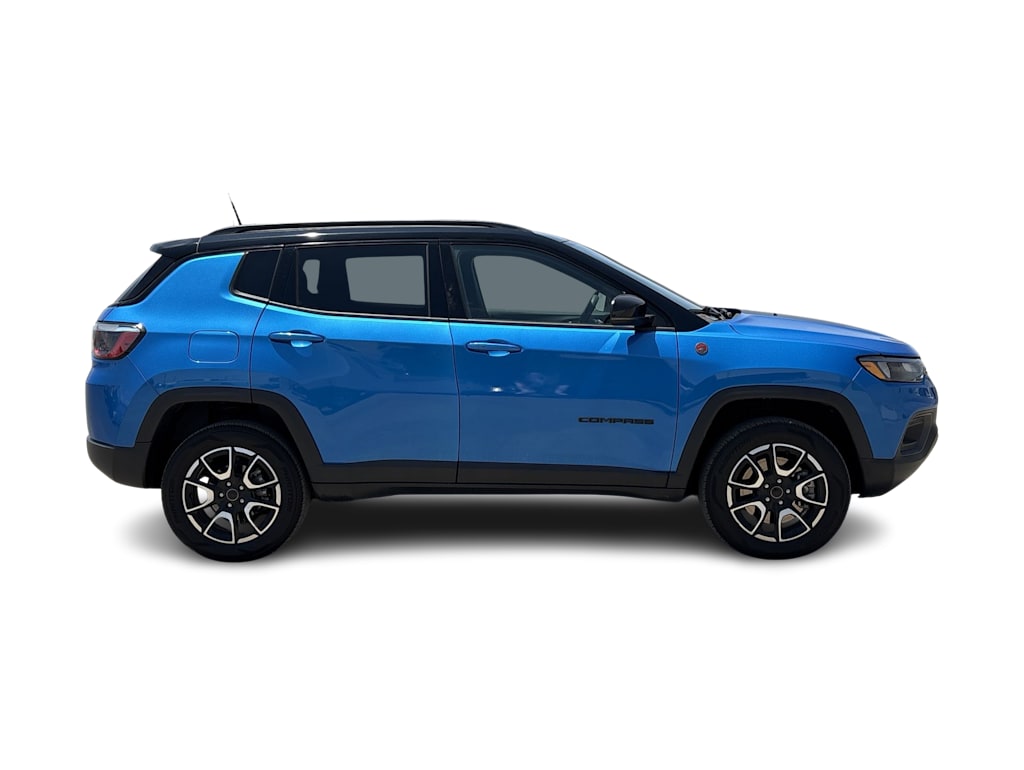 Thumbnail: 2025 Jeep Compass - 22