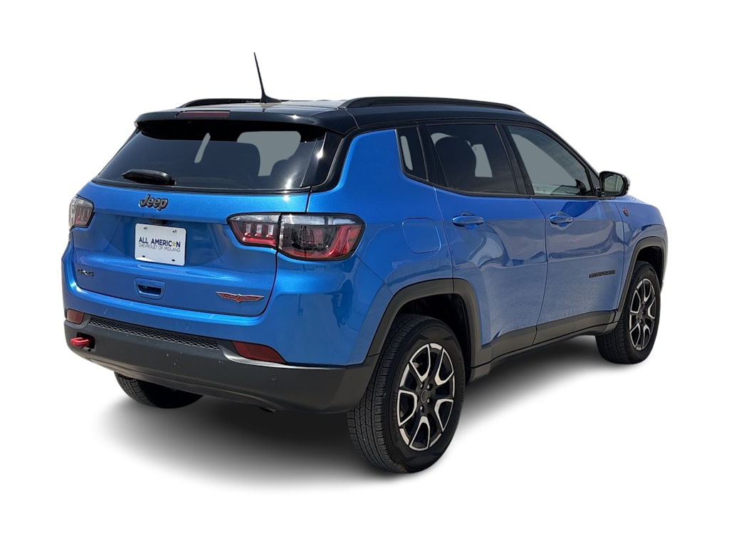 Thumbnail: 2025 Jeep Compass - 21