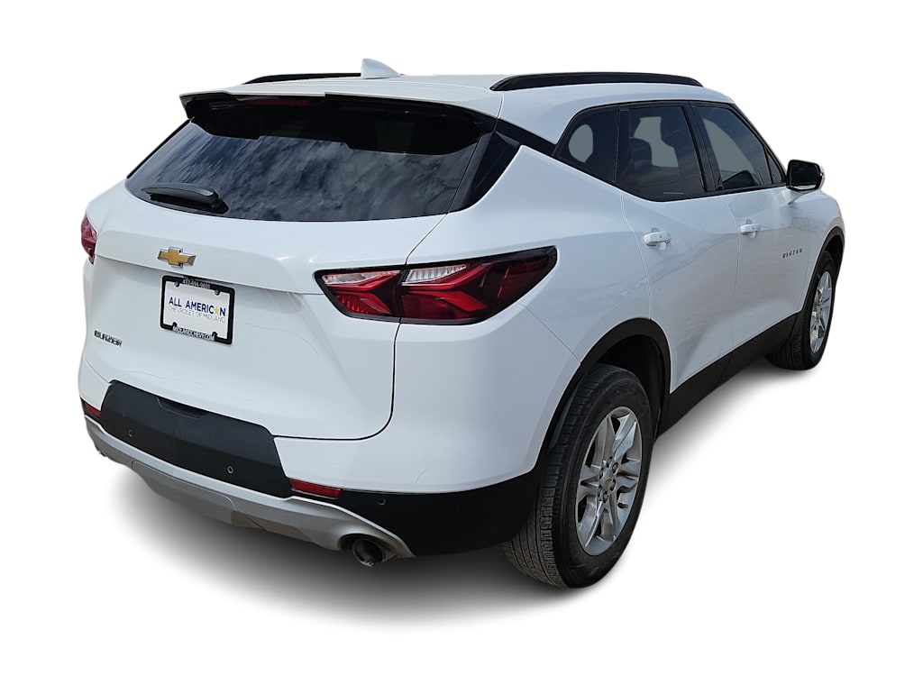 Thumbnail: 2022 Chevrolet Blazer - 23