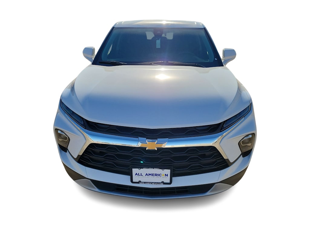 Thumbnail: 2026 Chevrolet Blazer - 25