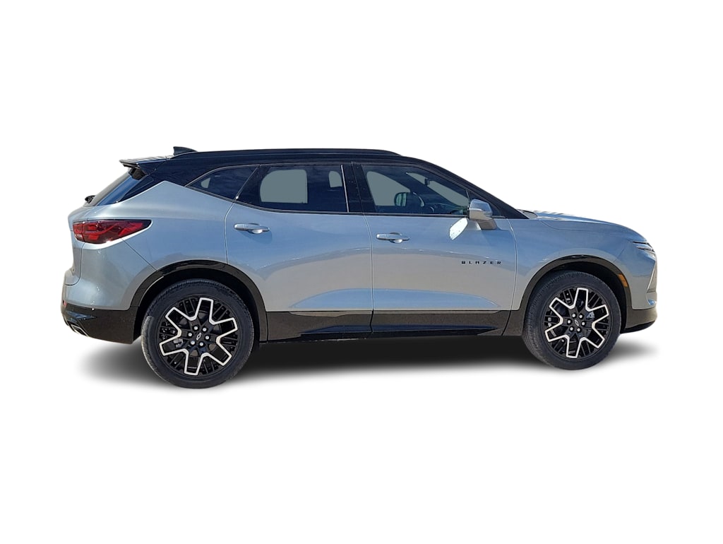 Thumbnail: 2026 Chevrolet Blazer - 21