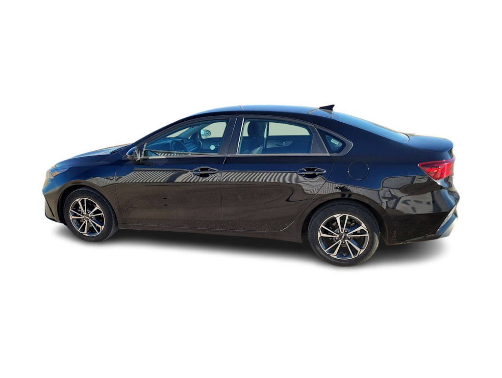 Thumbnail: 2024 Kia Forte - 23