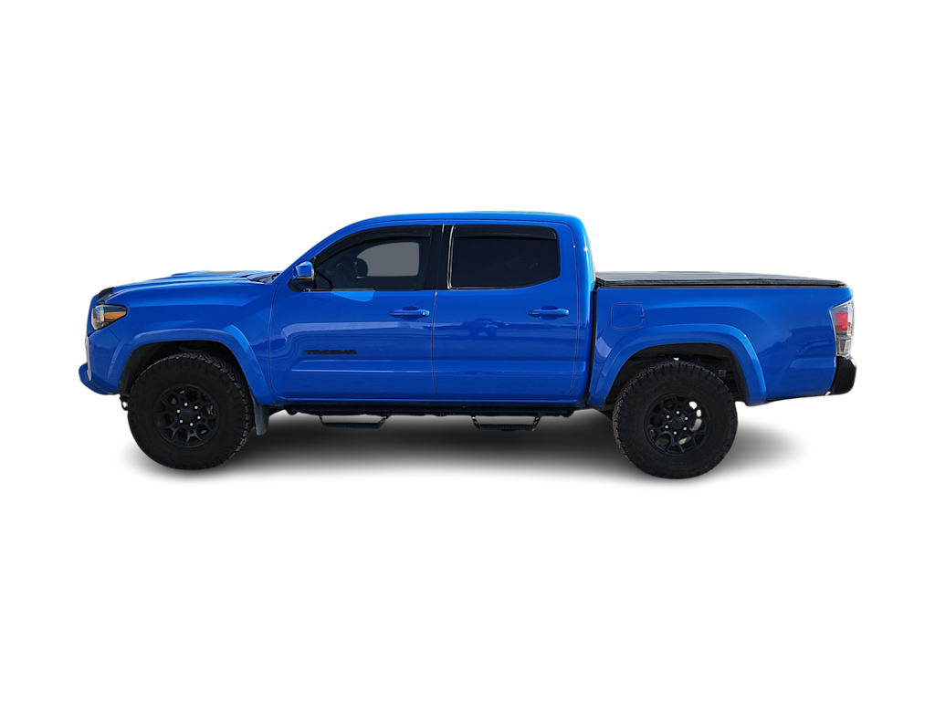 Thumbnail: 2021 Toyota Tacoma - 3