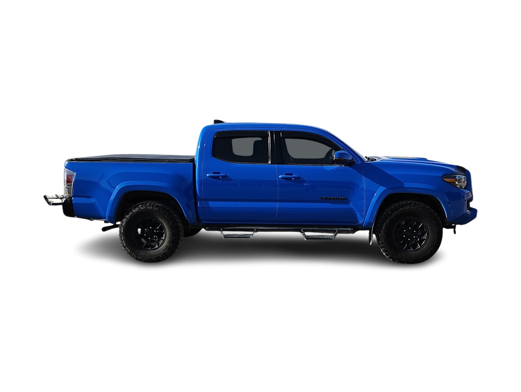 Thumbnail: 2021 Toyota Tacoma - 22
