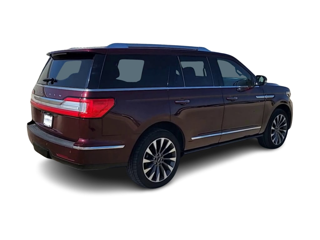 Thumbnail: 2021 Lincoln Navigator - 19