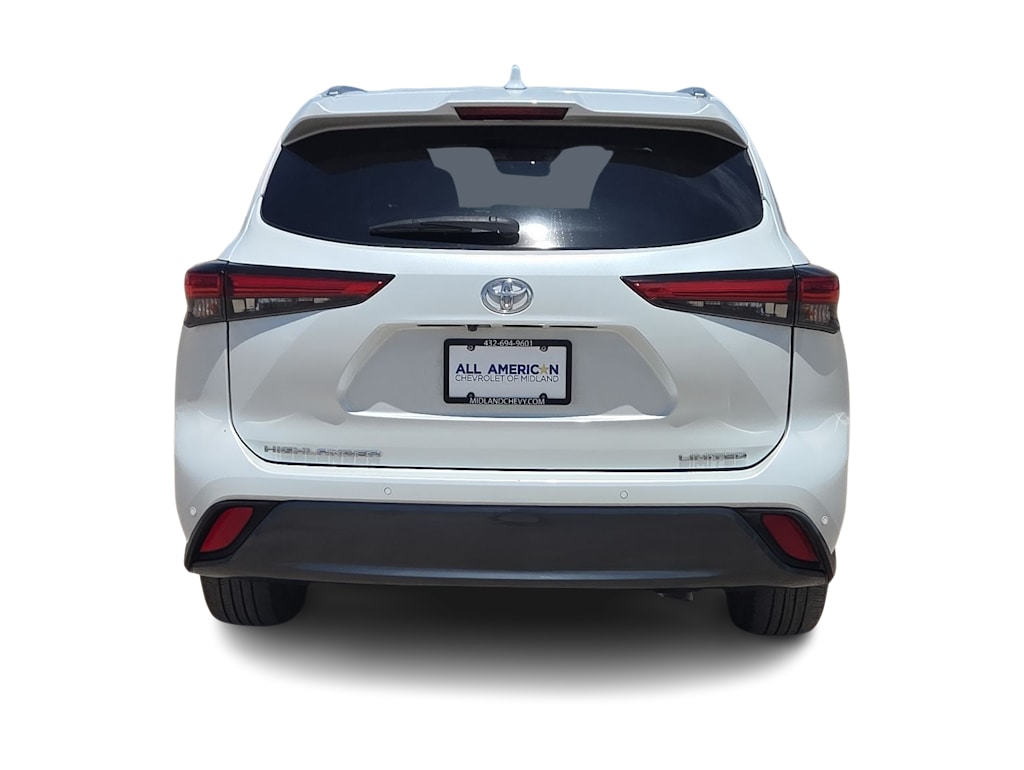 Thumbnail: 2023 Toyota Highlander - 5