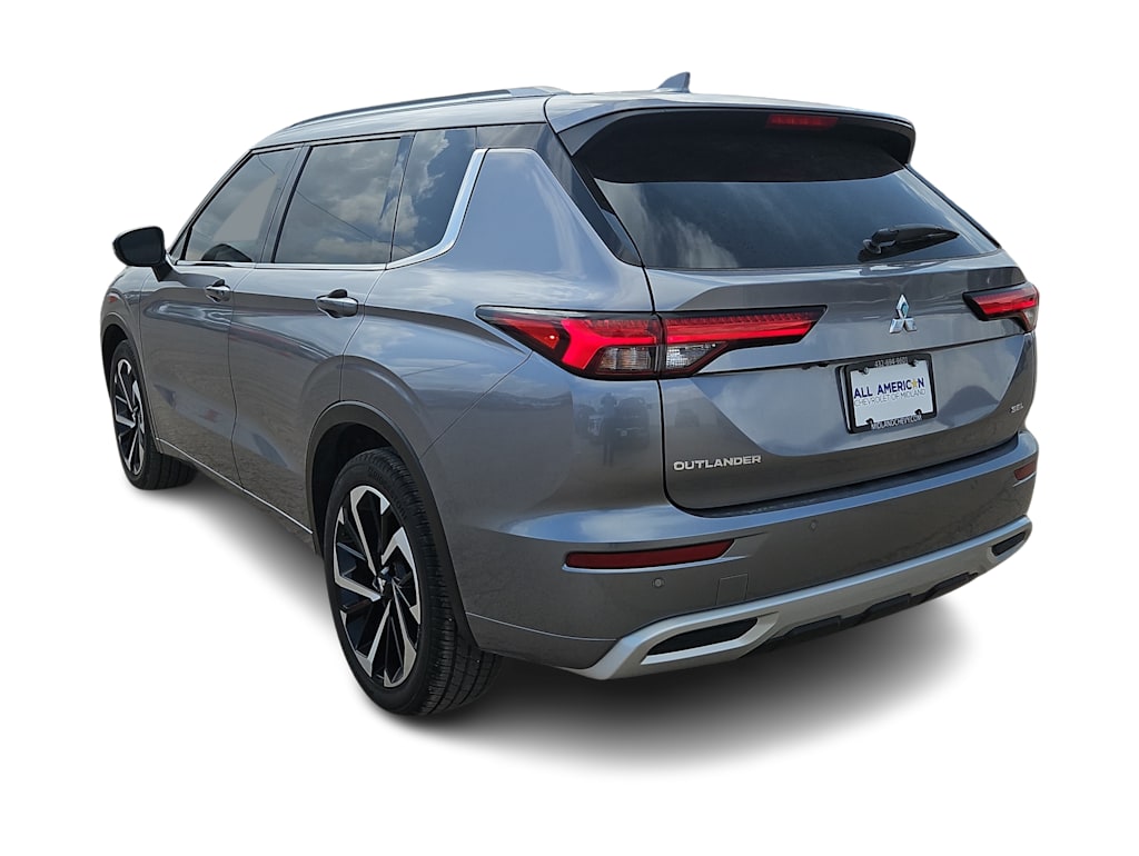 Thumbnail: 2024 Mitsubishi Outlander - 4