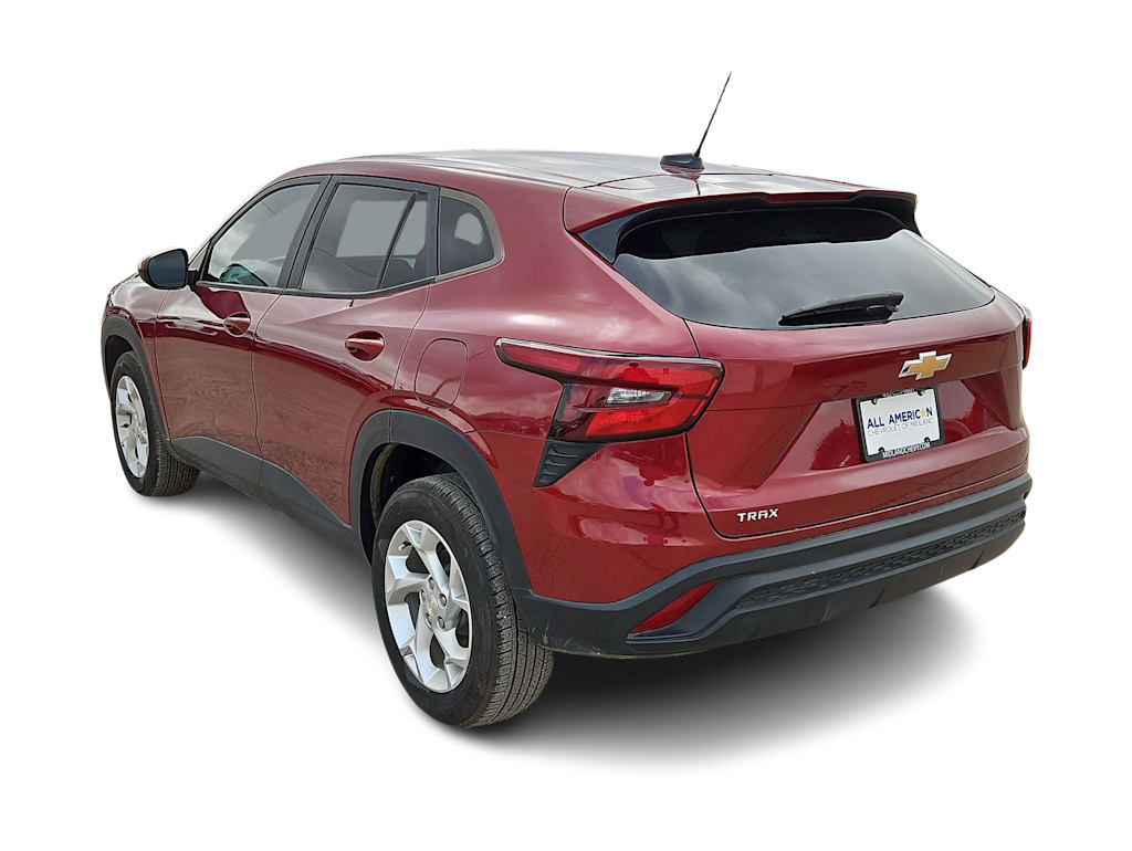 Thumbnail: 2024 Chevrolet Trax - 4