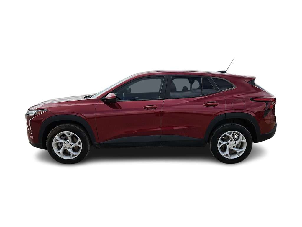 Thumbnail: 2024 Chevrolet Trax - 3