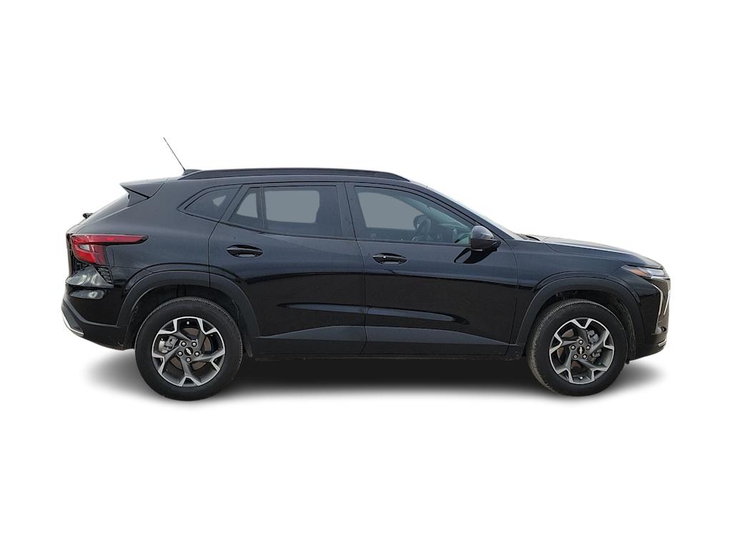 Thumbnail: 2025 Chevrolet Trax - 21