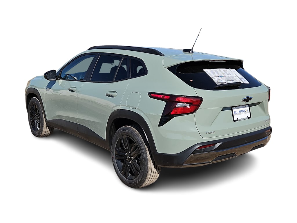 Thumbnail: 2026 Chevrolet Trax - 4