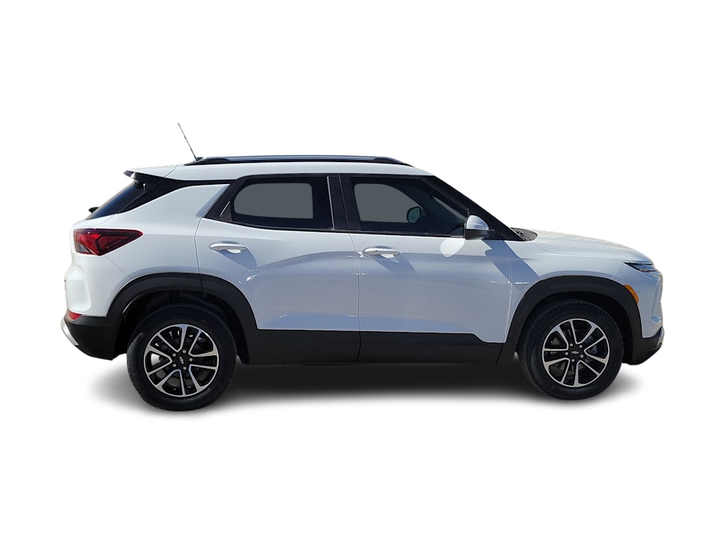 Thumbnail: 2026 Chevrolet TrailBlazer - 21