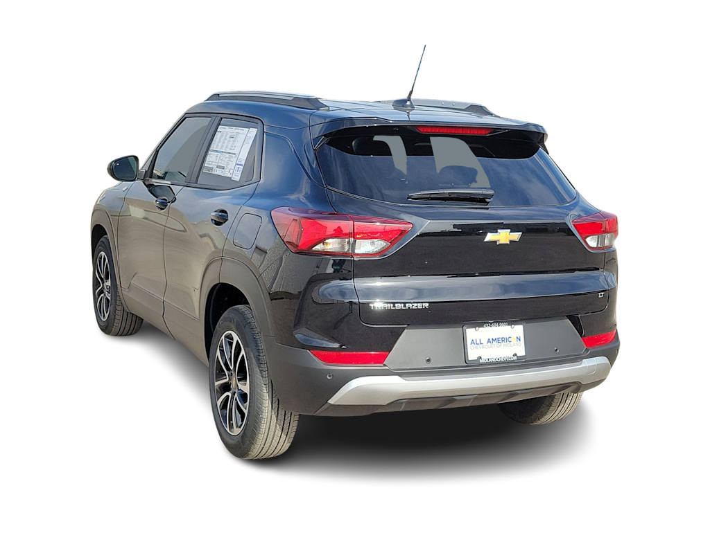 Thumbnail: 2026 Chevrolet TrailBlazer - 4