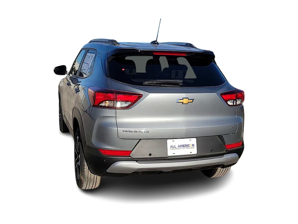 Thumbnail: 2026 Chevrolet TrailBlazer - 5