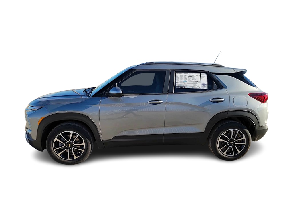 Thumbnail: 2026 Chevrolet TrailBlazer - 3