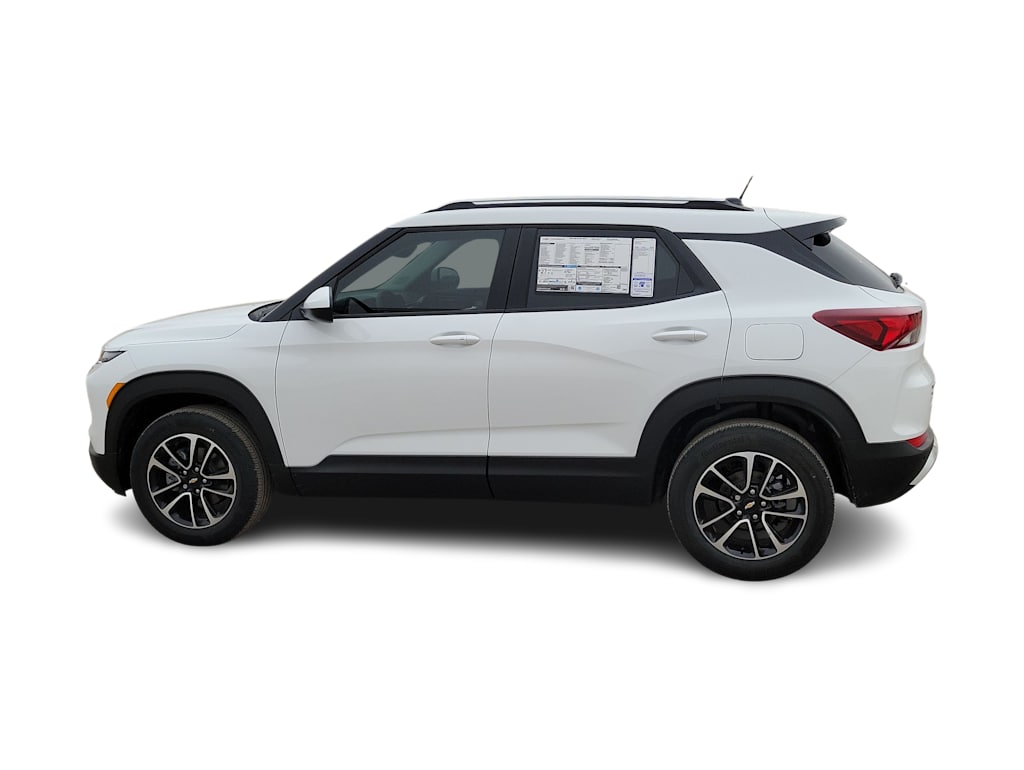 Thumbnail: 2026 Chevrolet TrailBlazer - 3