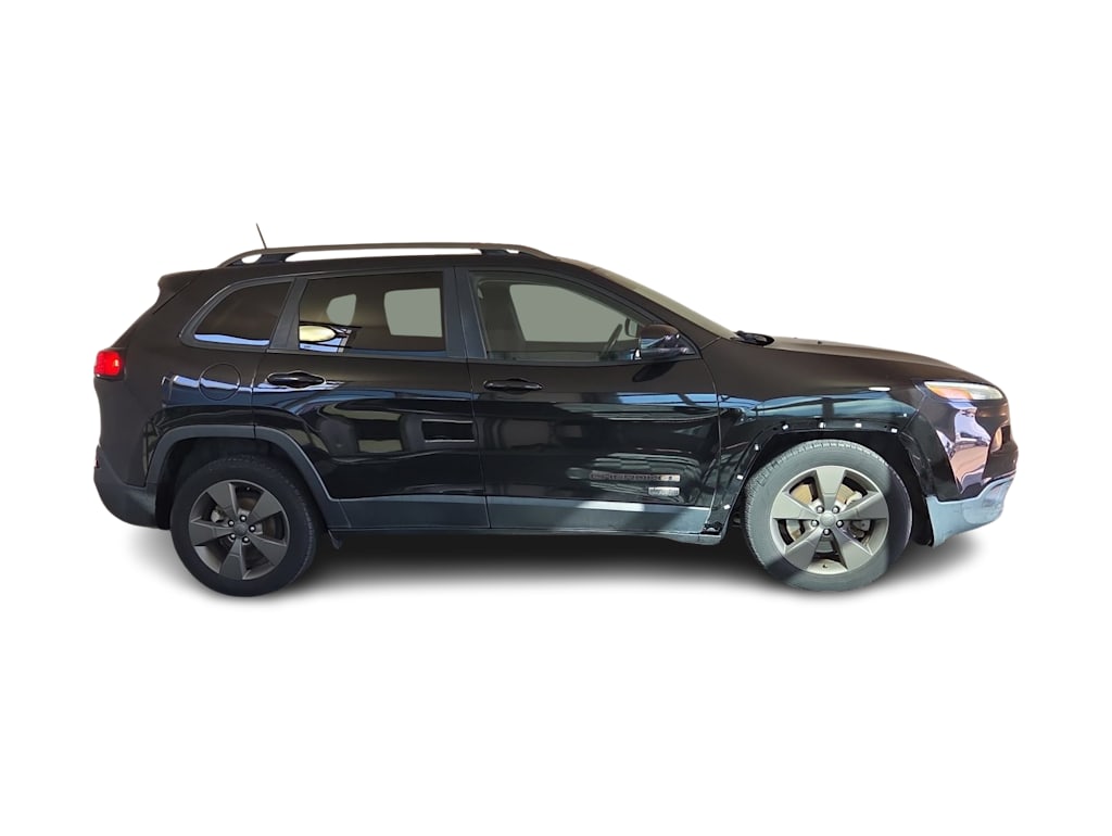 Thumbnail: 2016 Jeep Cherokee - 20