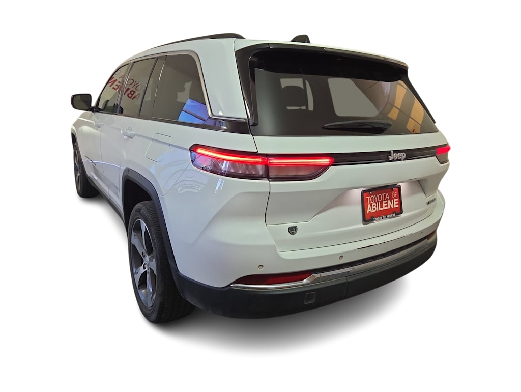 Thumbnail: 2023 Jeep Grand Cherokee - 4