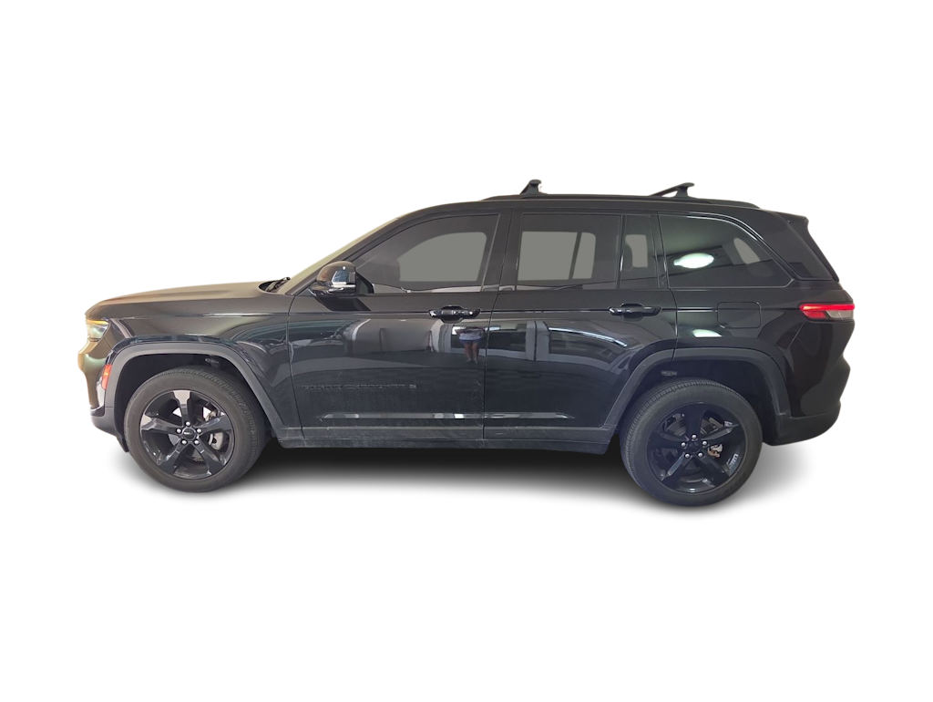 Thumbnail: 2024 Jeep Grand Cherokee - 3