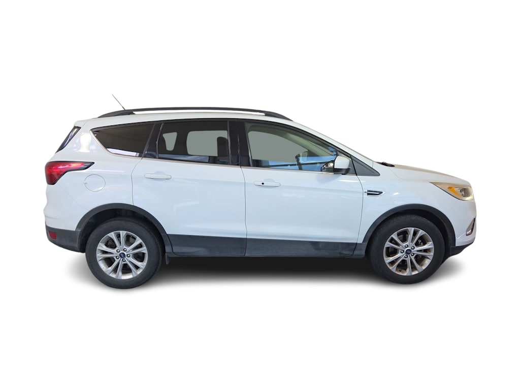 Thumbnail: 2019 Ford Escape - 20