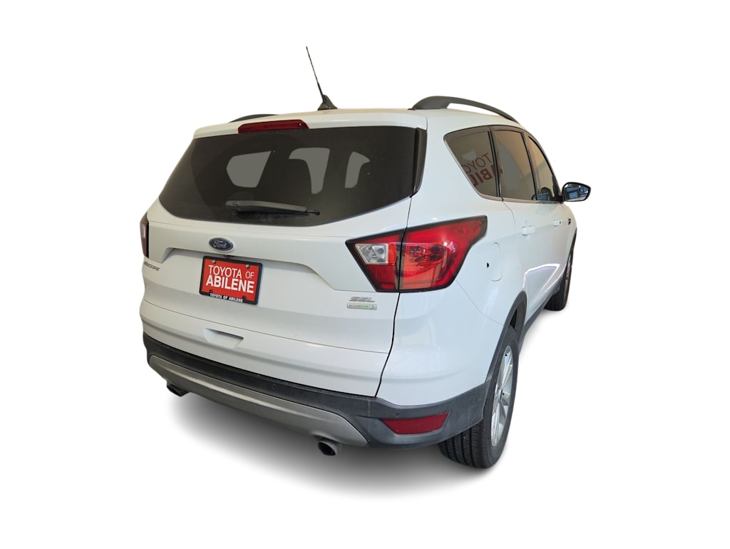 Thumbnail: 2019 Ford Escape - 19