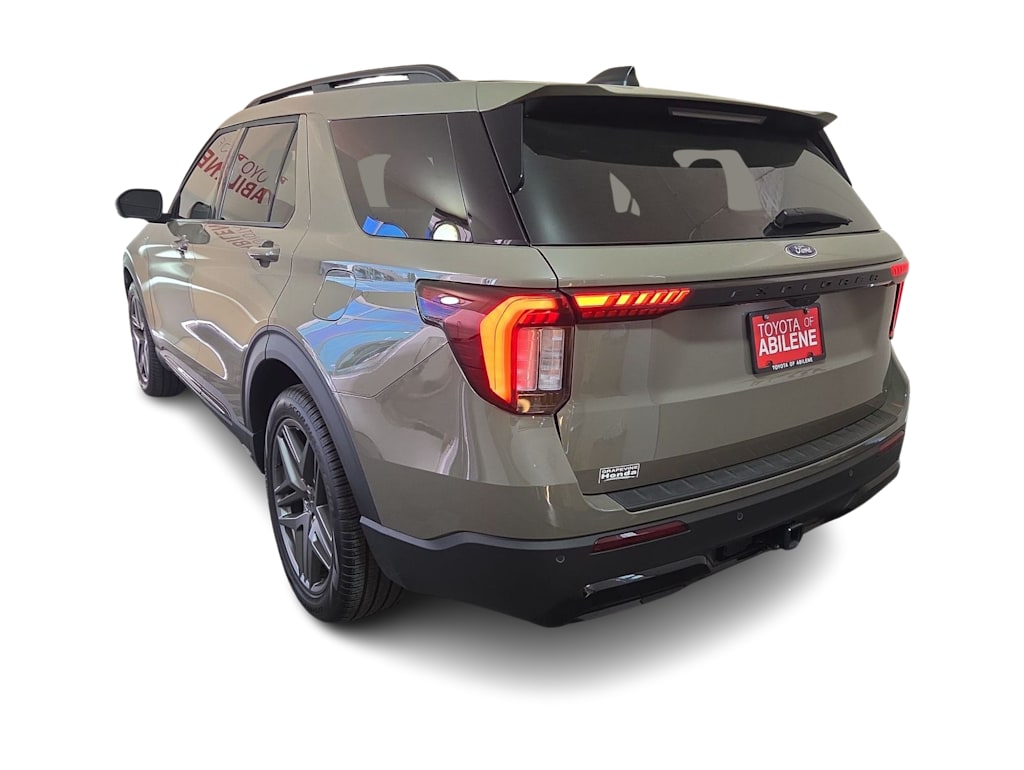 Thumbnail: 2026 Ford Explorer - 4