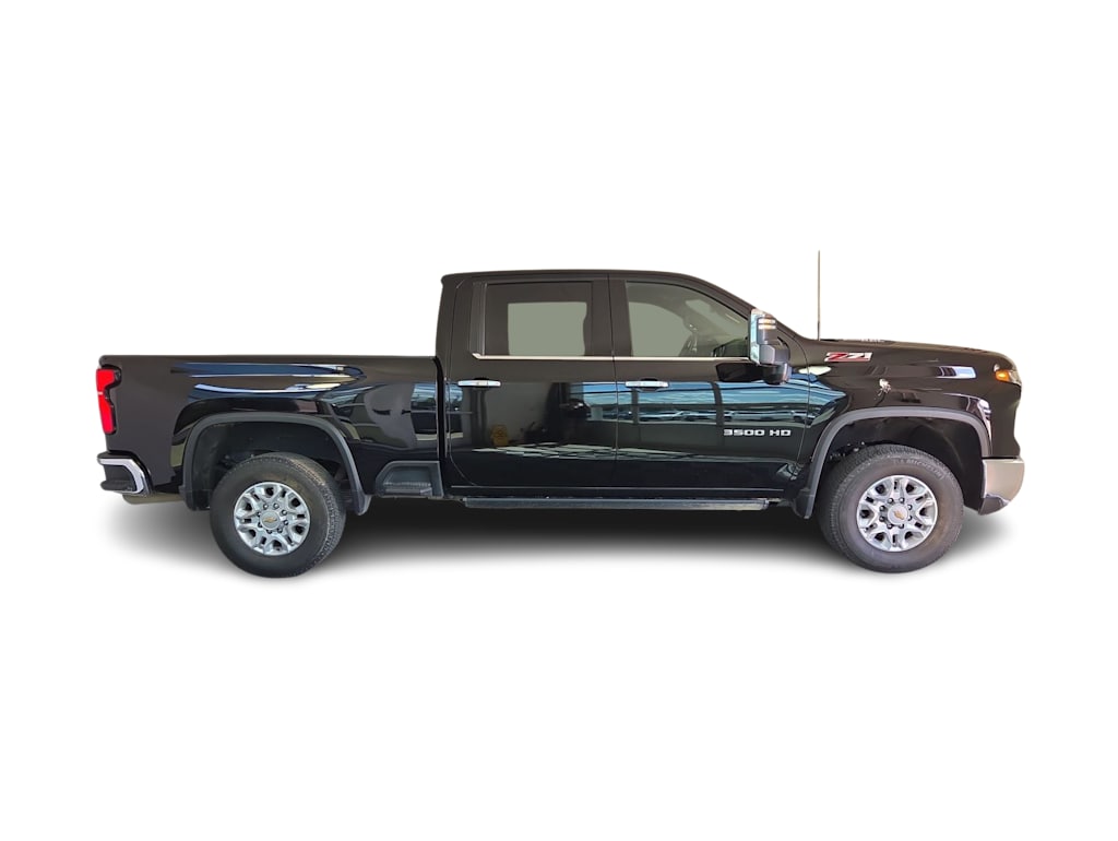 Thumbnail: 2024 Chevrolet Silverado 3500 - 18